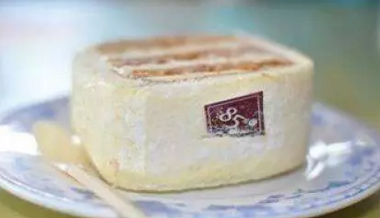 它打敗了星巴克，用賣“饅頭”的價(jià)格來(lái)賣五星級(jí)面包