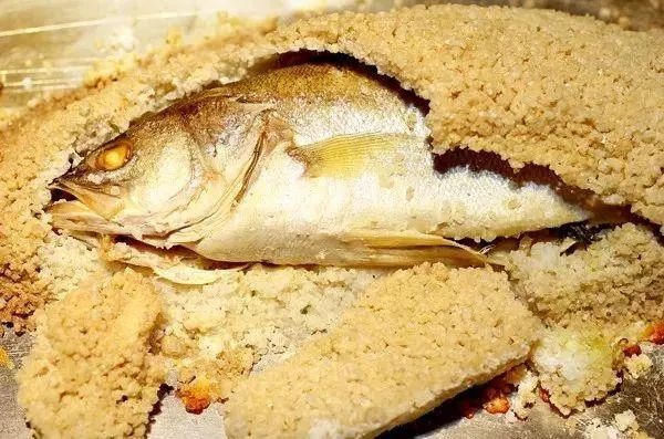 網(wǎng)紅餐廳如何破除 “紅得快，死得早”的魔咒？| 餐見