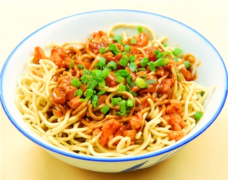 河南一小吃店添加罌粟殼致食客被疑癮君子，老板獲刑