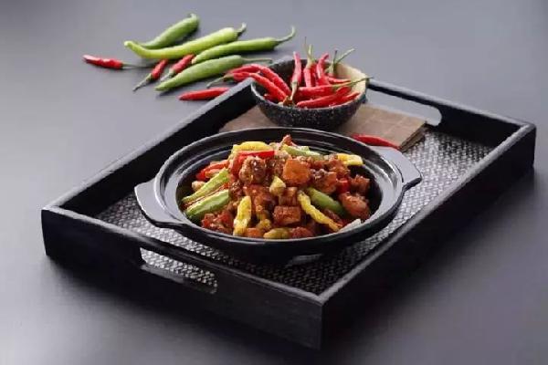 又到吃雞節(jié)，跟漢堡王、肯德基、麥當(dāng)勞學(xué)感恩節(jié)的營(yíng)銷(xiāo)套路|餐飲界