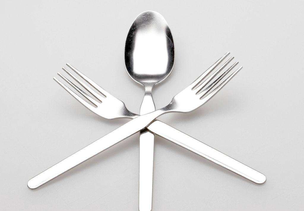 餐館吃飯餐具收費(fèi)36元，你會(huì)說“不”嗎？|餐飲界