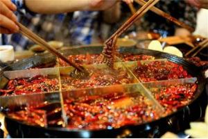 全國餐飲人都跑去學(xué)產(chǎn)品，可為什么成都鮮有餐飲大品牌？|餐飲界