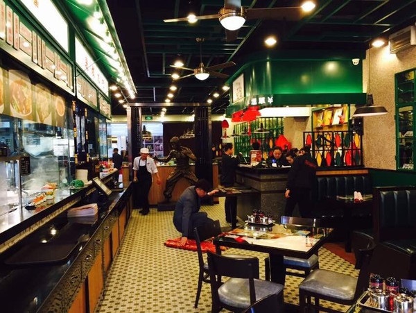 餐廳連虧6年被逼上絕路，她用三招挽救了這家注定要賠本的店！