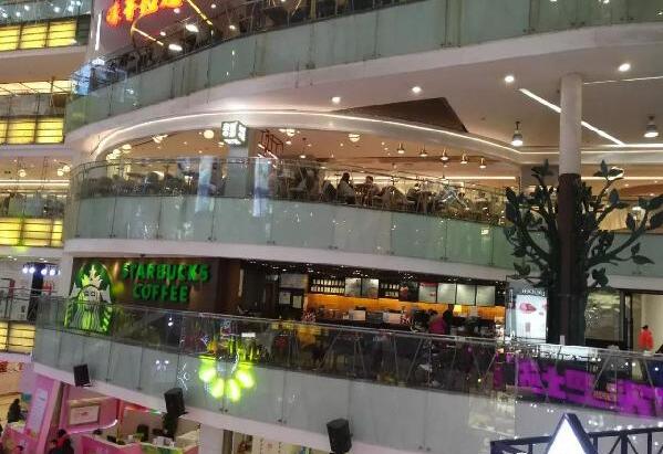 力壓星巴克，打翻單品理論，為何奈雪の茶能坐擁數(shù)十萬粉絲靠直營(yíng)走向全國(guó)