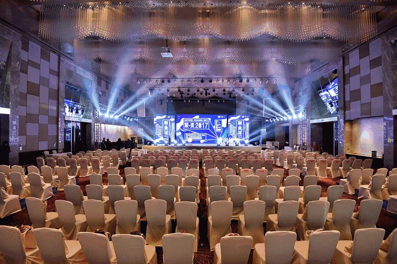 全程直擊：一場(chǎng)席卷淮海經(jīng)濟(jì)區(qū)餐飲業(yè)的頭腦風(fēng)暴+美食盛宴！食尚徐州兩周年傾情奉獻(xiàn)！