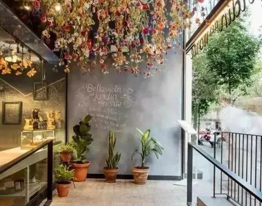 為什么燈光亮的餐廳反而生意不好？餐廳照明的門道你懂多少？