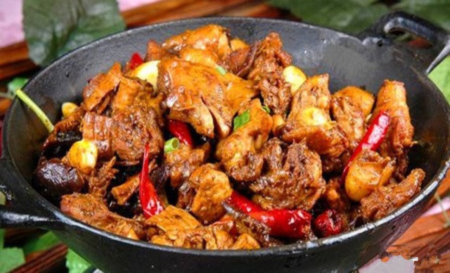 抓娃娃機(jī)成為餐廳吸客利器，這家餐廳的營銷方式神了！