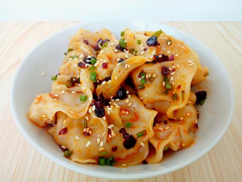 辣醬市場“降維打擊”來勢洶洶，老干媽品牌能攻守自如嗎？|餐飲界