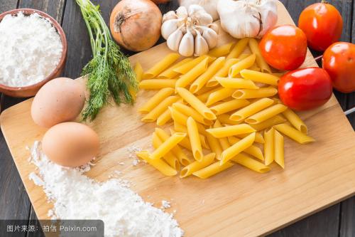 從百雀羚的逆生長，我發(fā)現(xiàn)了餐飲品牌永葆年輕的秘密。|餐飲界