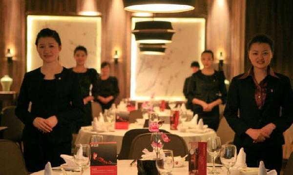 員工就活該吃回鍋油？俏江南不倒閉誰倒閉？|餐飲界