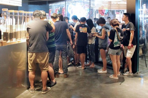 00后小伙創(chuàng)業(yè)開店，天天排隊月入30萬