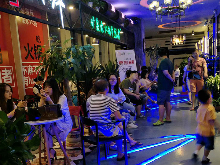 面對(duì)眾多火鍋品牌，火鍋加盟商如何確定哪個(gè)才是正確的選擇