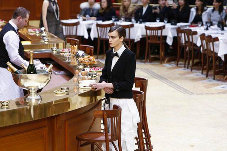 91個(gè)品牌跨界餐飲，搞出28種玩法，香奈兒腦洞挺大