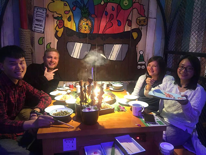 知道你抵擋不住火鍋的誘惑，一份美食大餐免費(fèi)送給你