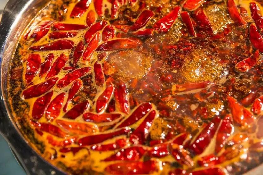 成都火鍋現(xiàn)在那么火爆，它會(huì)成為下一個(gè)“落寞”的潮汕火鍋嗎？