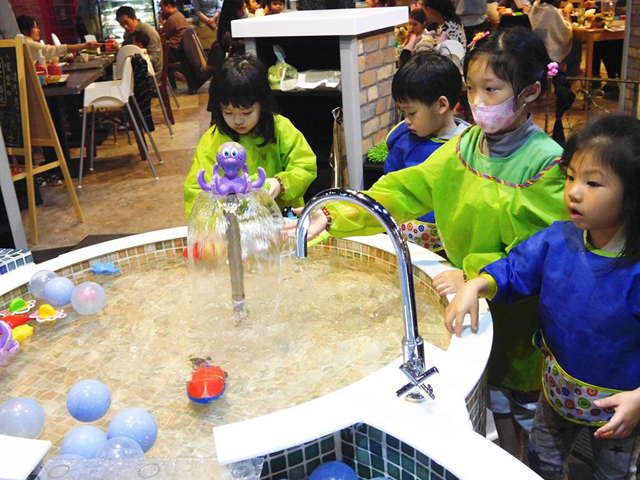 吃+玩，親子餐廳兒童節(jié)光榮綻放