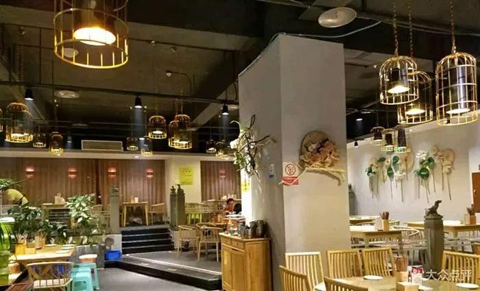 一年關(guān)店4萬家，萬人迷的川菜怎么就成了萬人敵？