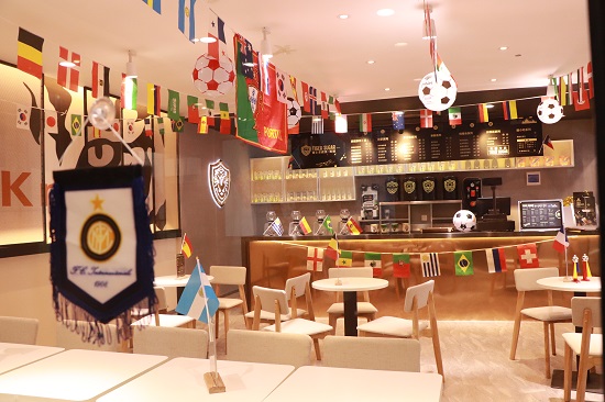 與球迷共享足球盛宴，騎士老虎茶身披戰(zhàn)袍為世界杯加油打call