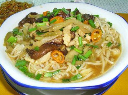 一包3塊錢的榨菜，一年賣出20億，背后的真相讓人深思！