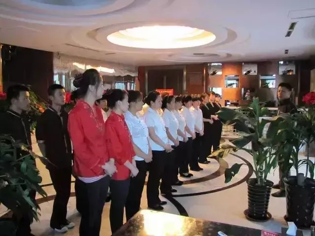 餐廳開例會把握這3點，讓你的員工整天跟打雞血一樣|餐飲界