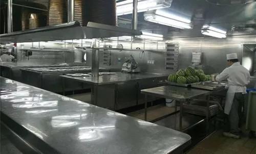 現(xiàn)在的年輕人都不愿意做廚師是為什么？|餐飲界