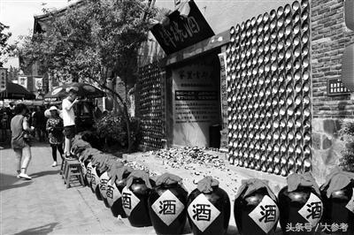 網(wǎng)紅“退燒”，山寨“摔碗酒”生意慘淡難逃“短命”魔咒|餐飲界