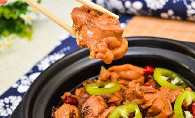 開餐飲小店，別搞什么多種經(jīng)營了，專一才是存活之道|餐飲界