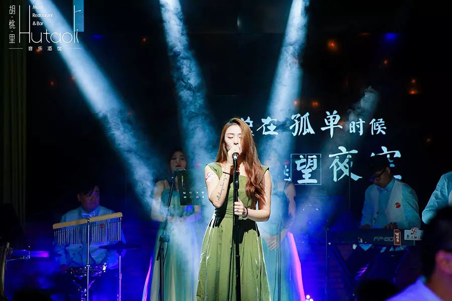 餐飲業(yè)的場景革命，不只是空間設計與消費延伸那么簡單 | 餐見