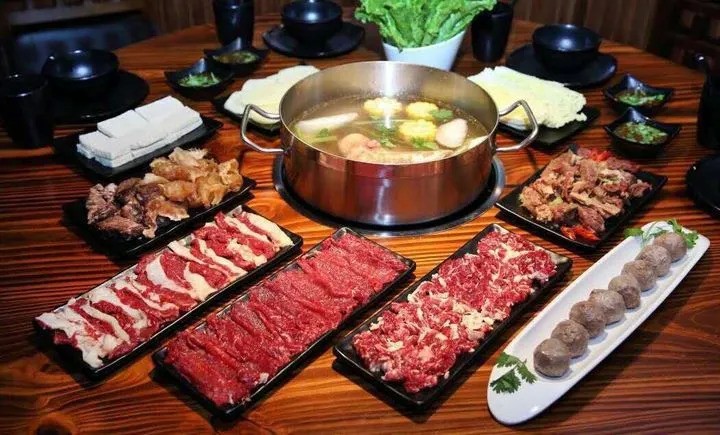 如何搶占新火鍋賽道？秘訣無非“新”&“鮮”！