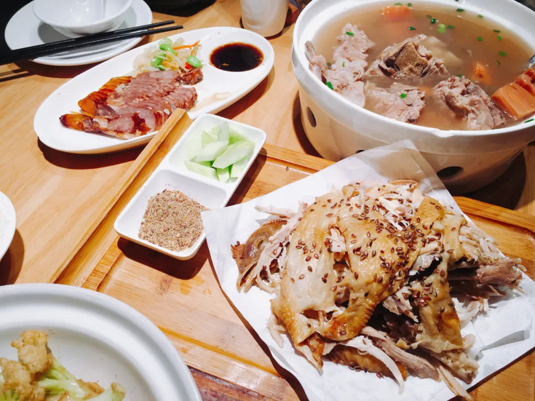 數(shù)字化驅(qū)動新趨勢！連鎖餐飲品牌多維占位新興市場