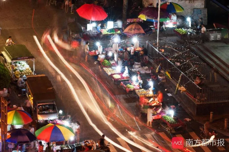 長期主義的“地攤經(jīng)濟”，需要在“釋放”與“克制”中平衡 | 餐見