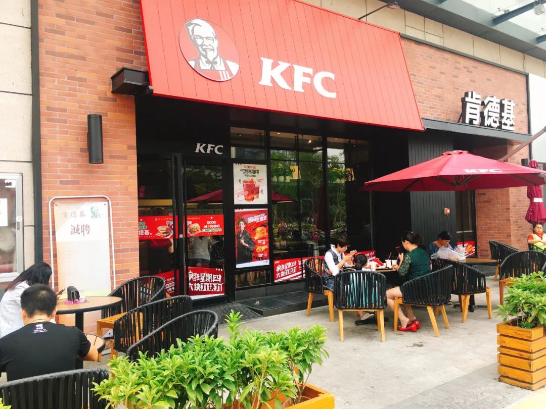 門店超10000家，“餐飲巨無霸”百勝中國回港上市，縱有肯德基也難挽頹勢？