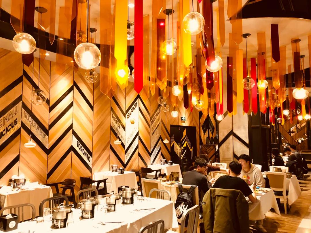 如何借助場(chǎng)景提升餐廳“軟價(jià)值”？