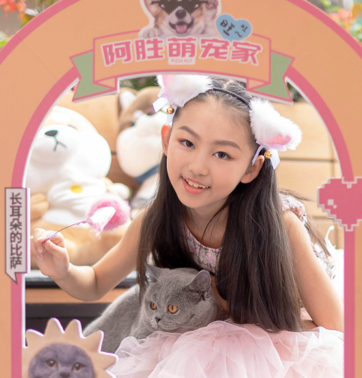 又雙叕跨界“出圈”，必勝客這次玩了什么新花樣！