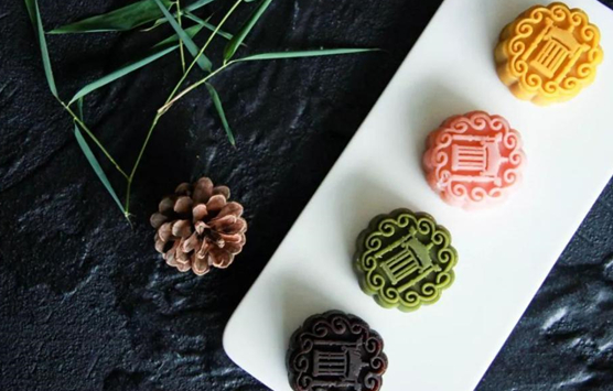 月餅也內(nèi)卷？順豐同城急送助推月餅新零售“出圈”