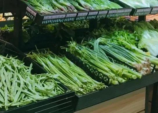 餐飲大事件253期 |美團(tuán)的麻辣香鍋店饞阿貍上線、米其林指南公布新成員、揚(yáng)州3家外賣店因“好評返現(xiàn)”被罰|餐飲界