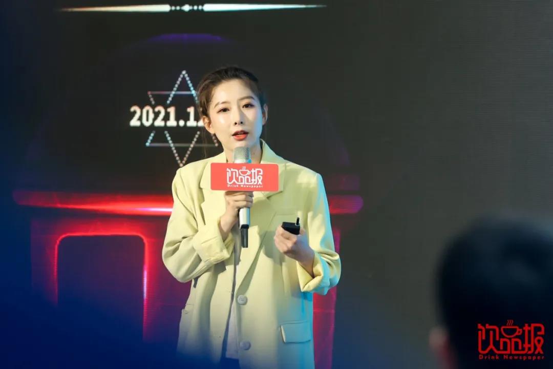 椰不二創(chuàng)始人徐漪：錯位的競爭，在茶飲紅海中的新消費升級藍海|餐飲界