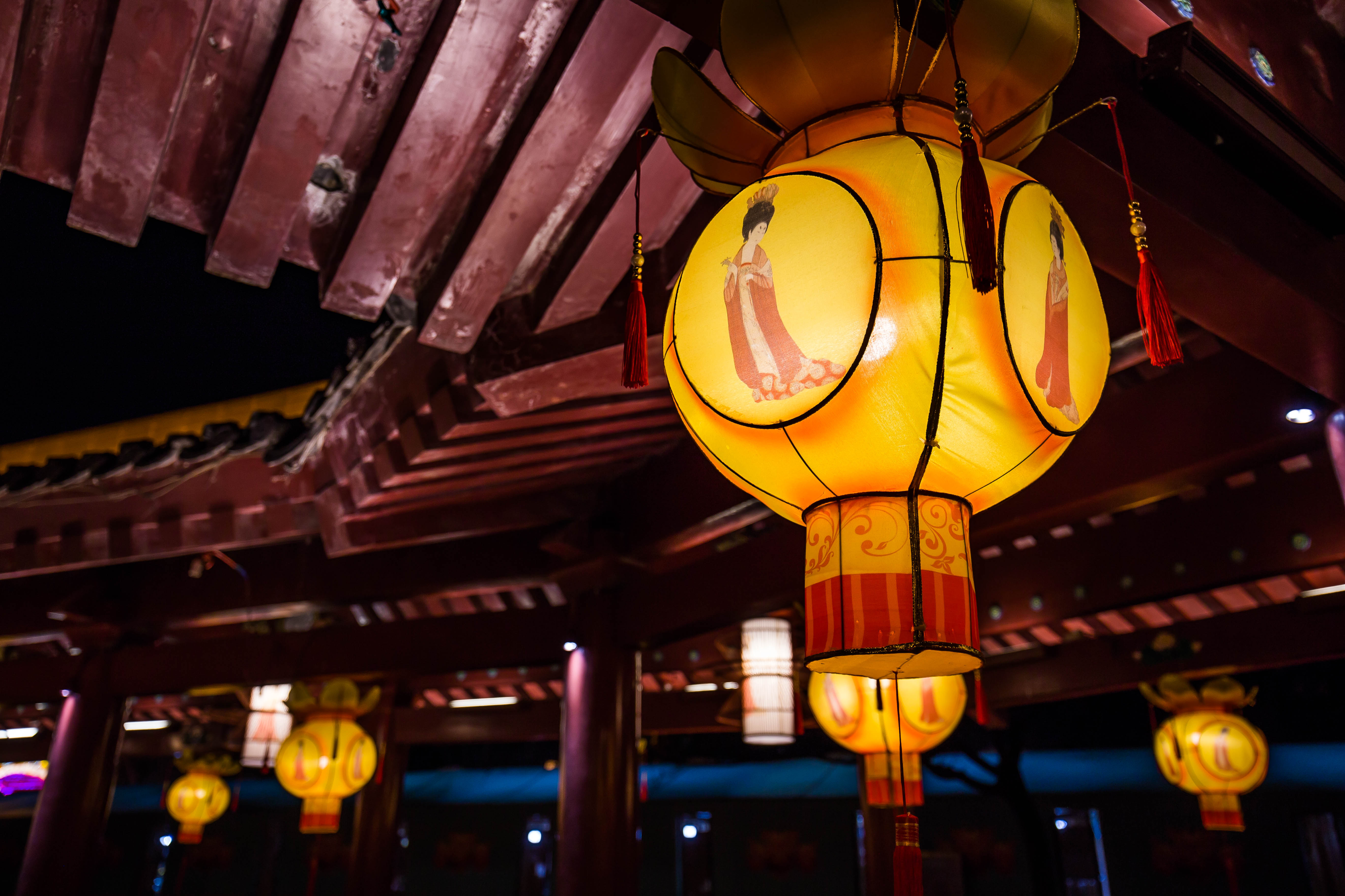 婚宴新趨勢，這家宴會廳太燃了，讓顧客一秒“夢回大唐”！