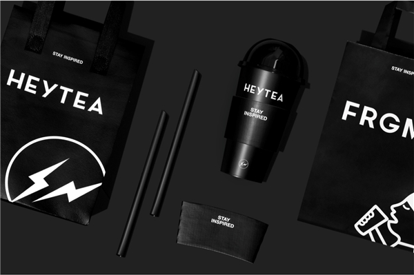 喜茶上新全新升級(jí)「黑TEA」酷黑提莓，延續(xù)藤原浩黑色靈感|餐飲界