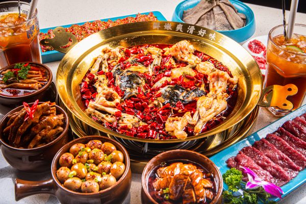 獨獲“2022年四川名火鍋”獎，蛙二爺讓食客無法自拔的密匙藏在哪里？