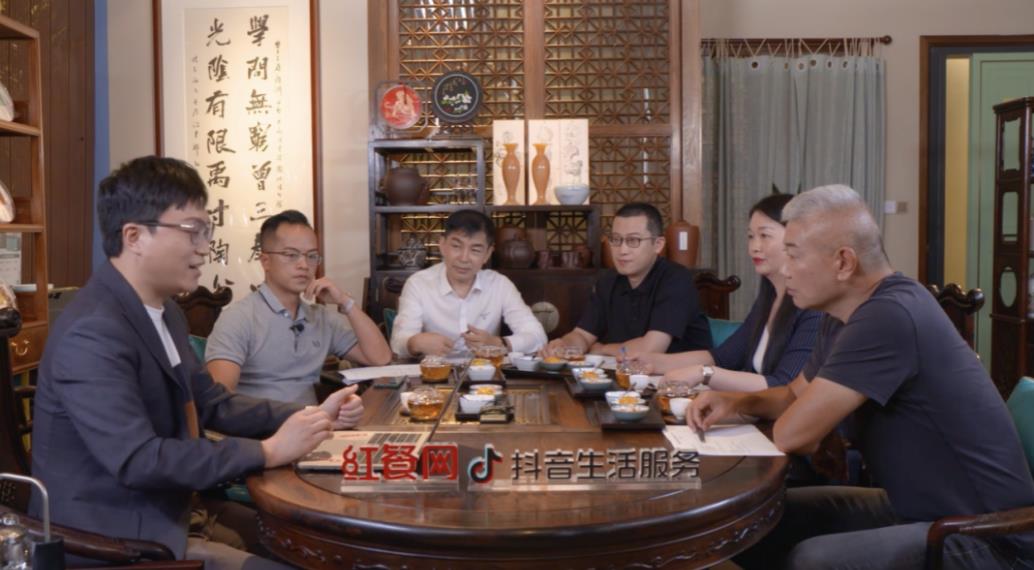 18位餐飲人齊聚，共同探討特殊時期線上經(jīng)營新趨勢、增長新方法