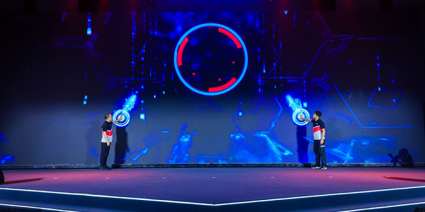 蘇炳添出席順豐同城第四屆917騎士節(jié)，現(xiàn)場首秀“騎士放松操”|餐飲界