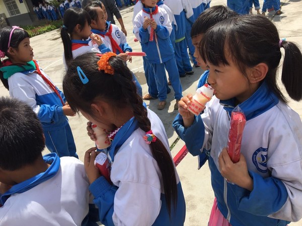 跨界活力碰撞！養(yǎng)樂多攜手錦鯉拿趣推出《這！就是街舞5》聯(lián)名戰(zhàn)隊手辦