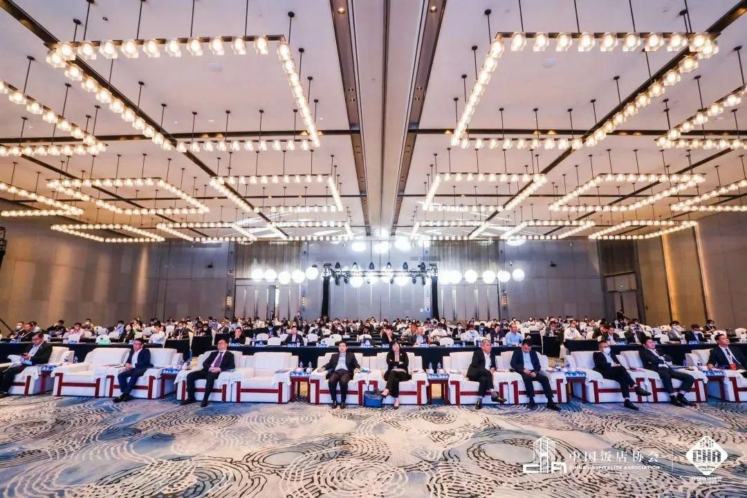 喜報(bào)！潘多拉飲食集團(tuán)榮獲“2022年度團(tuán)餐領(lǐng)跑者TOP100”