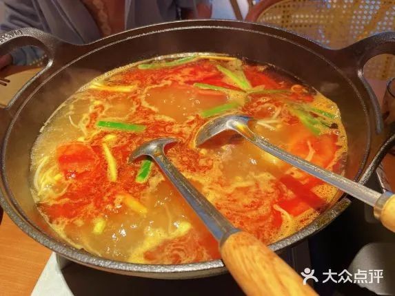 上億曝光，有人打飛的去吃 天水麻辣燙接棒淄博燒烤？