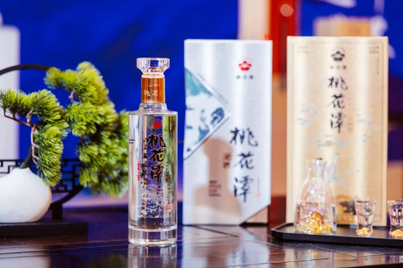 在桃花潭酒春游定制展，匯通達(dá)幫酒商鏈接“桃花運(yùn)”