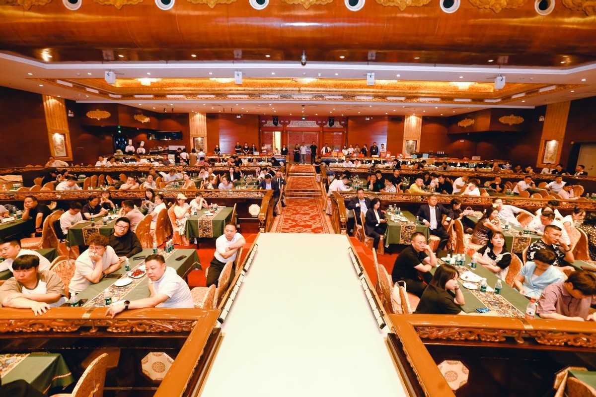 潮月新生·聚勢共贏：璽士多食品中秋產(chǎn)品展暨禮購方案發(fā)布會舉辦